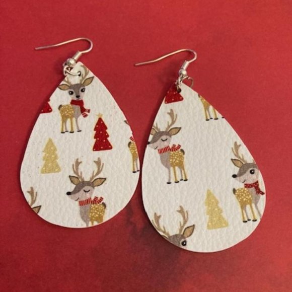 3/$12~Christmas Reindeer Earrings - Picture 1 of 6